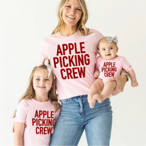 Apple Picking Crew – Unisex Tee
