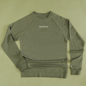 Grateful (Small Caps) – Unisex Lightweight Pullover